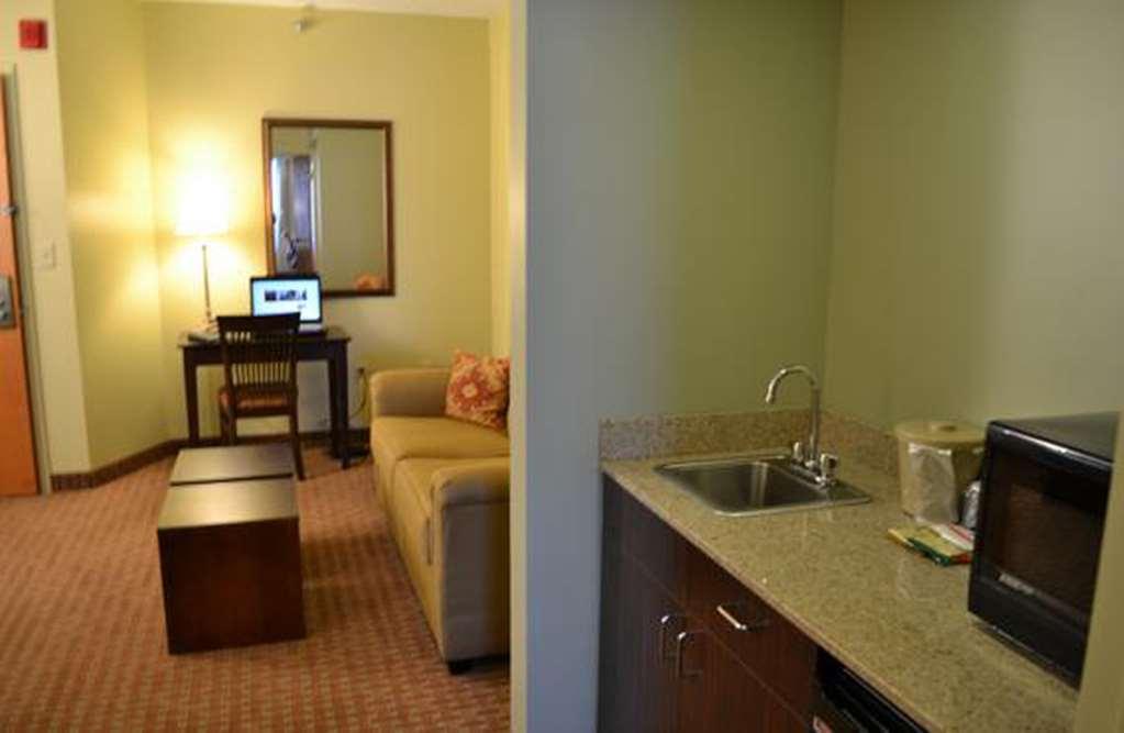 Euro-Suites Hotel Morgantown Habitación foto